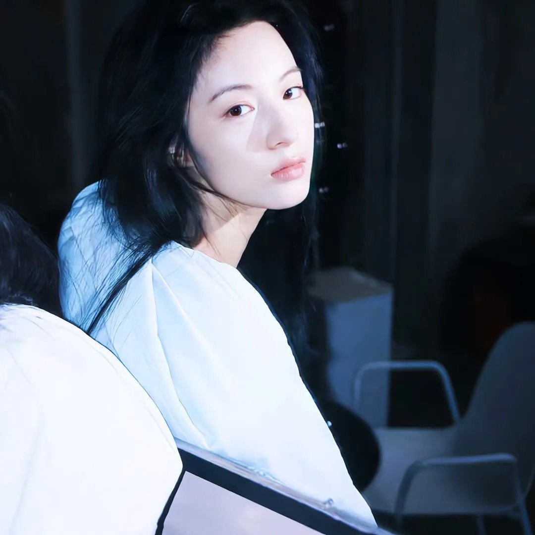 行尸村里走